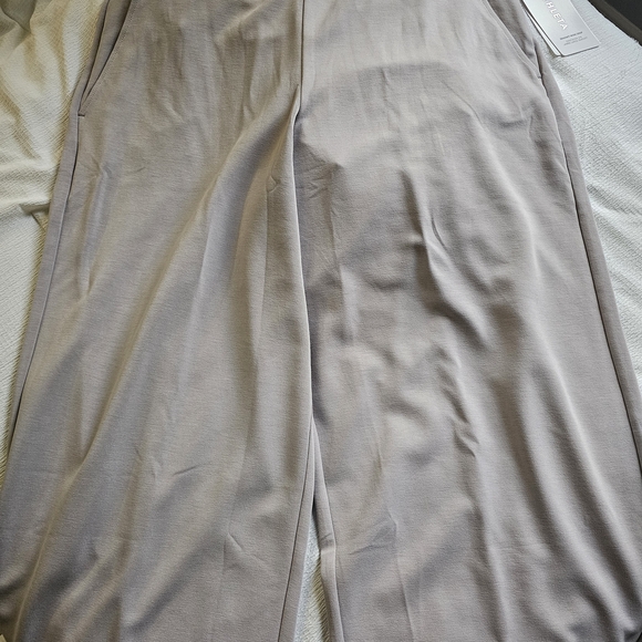 Athleta Wide Leg Pants in Light Gray - Picture 6 of 6